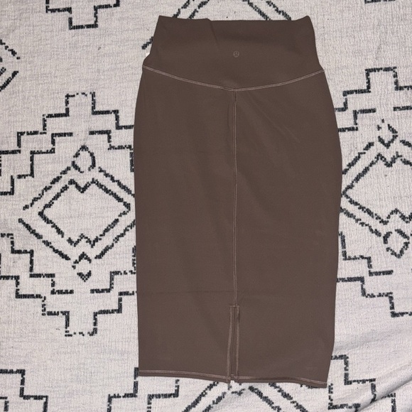 Lululemon Nulu High Rise Slim Fit Skirt Taupetastic Size 8 - Picture 8 of 11